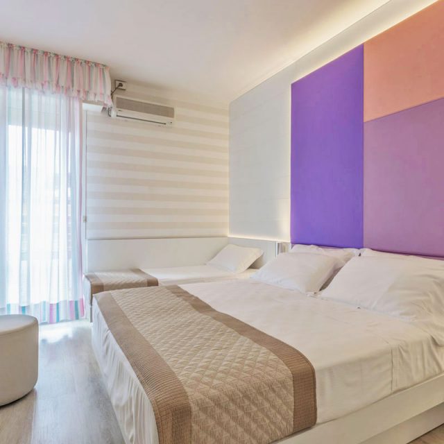 arredamento hotel colorato