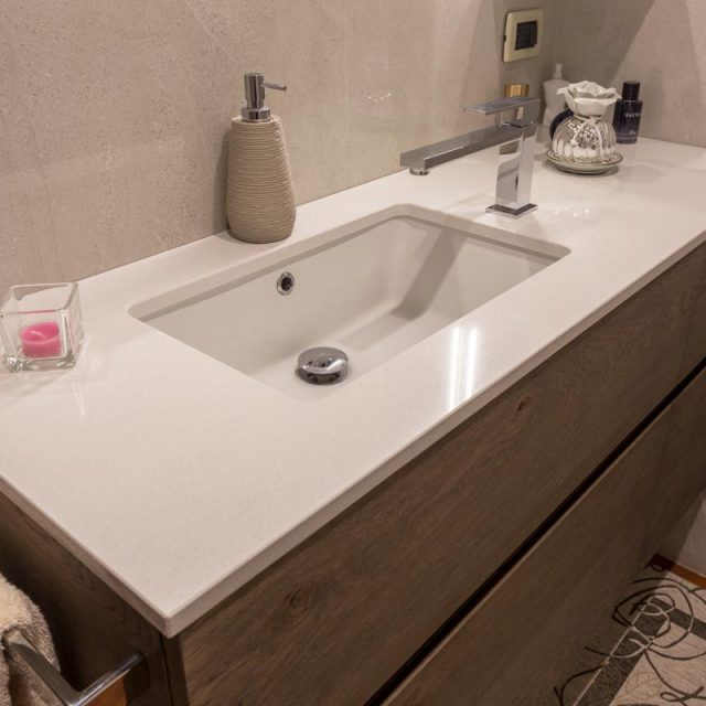 https://old.gruppo5.it/wp-content/uploads/2019/05/4-bagno-606-640x640.jpg