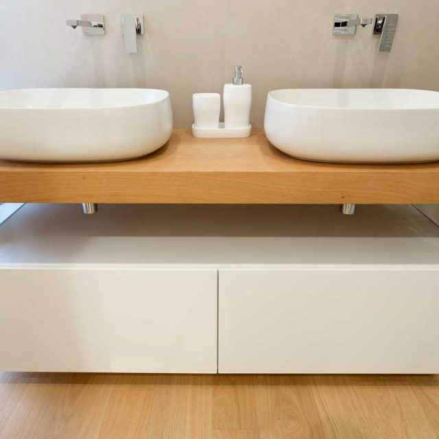https://old.gruppo5.it/wp-content/uploads/2020/05/4-mobile-bagno-sospeso-640x640.jpg
